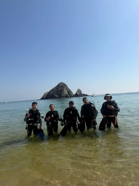 Asphalt to Ocean | The R&R Scuba Ride