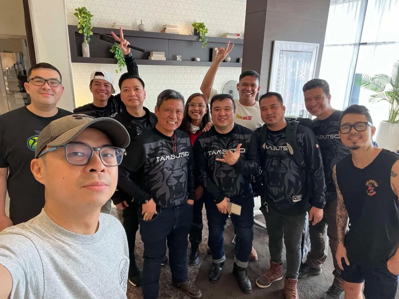 Rockstars & Road Trips | Tambutso ni Edgar (Breakfast Meetup)