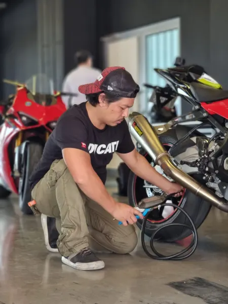 Apexes on the Grid | Ducati Track Day at Dubai Autodrome