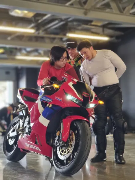 Apexes on the Grid | Ducati Track Day at Dubai Autodrome